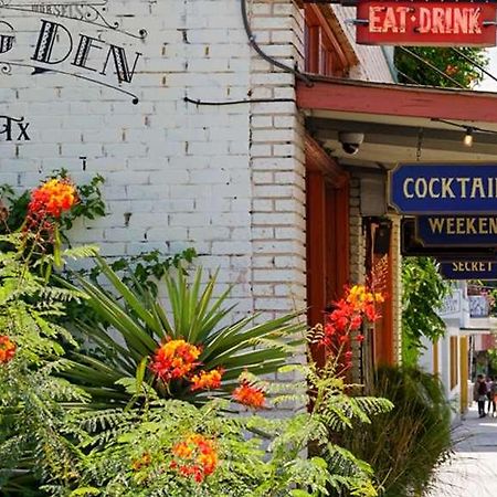 Sentral East Austin At 1614 E. Sixth Hotell Restaurang bild