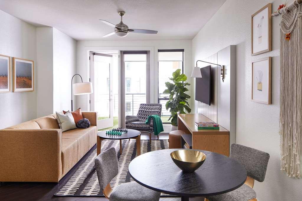 Sentral East Austin At 1614 E. Sixth Hotell Rum bild